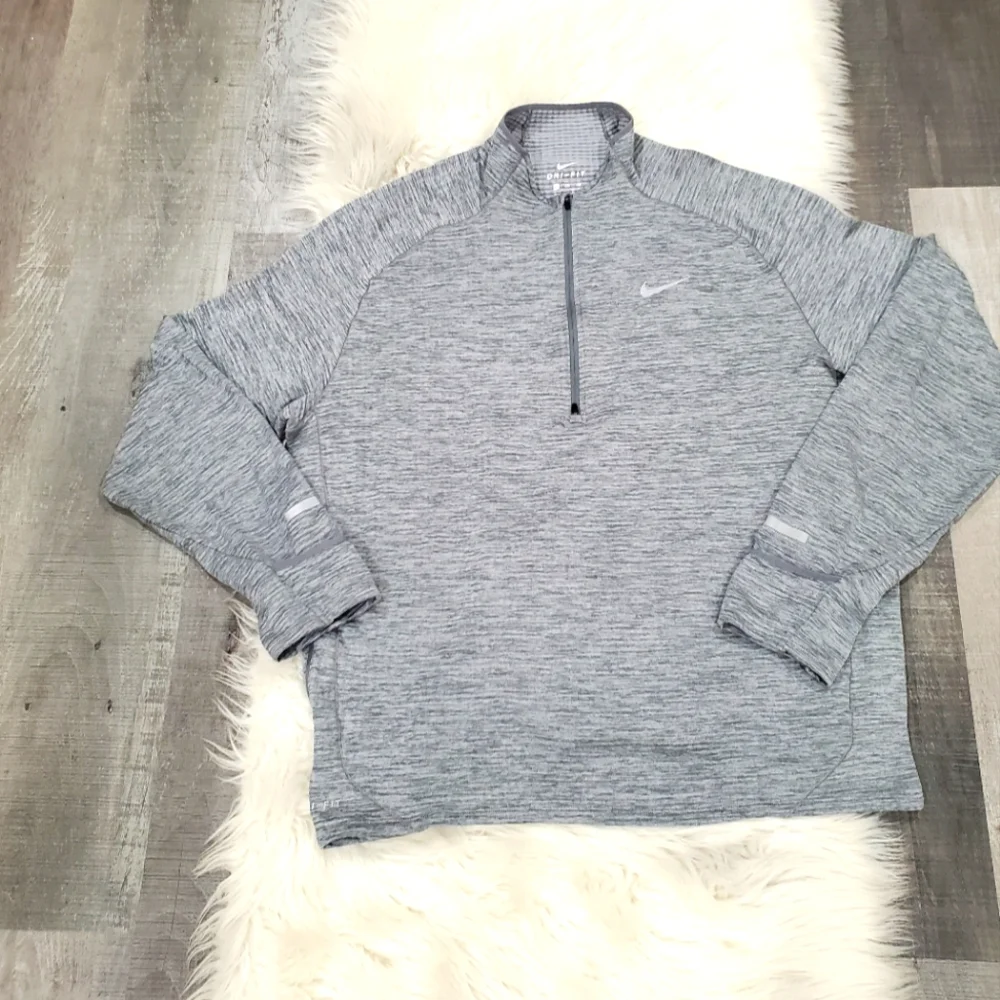 Nike dri fit 1/2 zip  thermal pullover sweatshirt